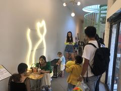 -有猫主题·治愈系猫咖(曾厝垵店)