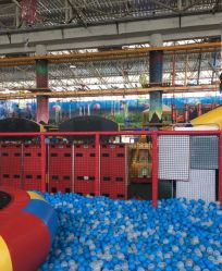 -爱丽丝奇幻乐园