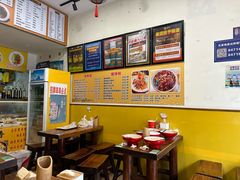-成都米粉串串钵钵鸡(阜通店)