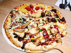 薄脆出色四合一比萨-必胜客(东茅岭店)