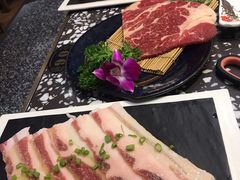 -黑牛の場烤肉(摩天活力城店)
