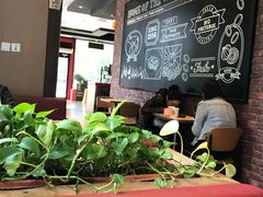 大堂-汉堡王(北京通州领展店)