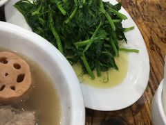 炒豌豆尖-雨田饭店(华兴东街店)
