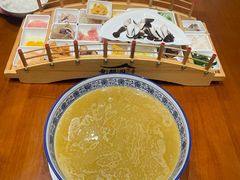 -香麒园·过桥米线·南湖雅宴