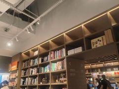 -茑屋书店(天目里店)