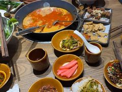 -贵厨酸汤牛肉(小十字店)