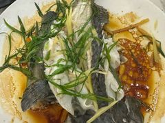 -覃记海鲜美食餐厅