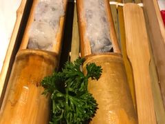 -尚尚仙·酸汤猪手·猪肚鸡火锅(华联万柳购物中心店)