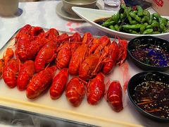 -肥肥虾庄·金牌油焖大虾(汉街SKP店)