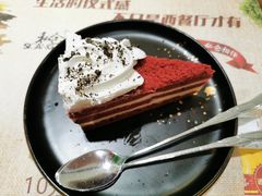 红丝绒蛋糕-斯比特花园西餐厅(东方商厦店)