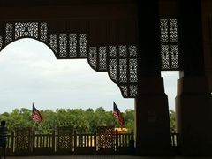 -登嘉楼机场