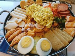 韩式鸡肉火锅-欧巴来了韩式料理
