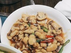 -洪霞餐馆·川菜·鲜货现炒(两江春城店)