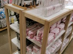 -名创优品(天河区正佳广场二店)
