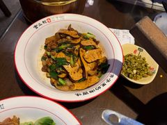 -富正毅三下锅·湘西韵味(天门山索道店)