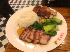 双拼饭-澳门陈光记烧味饭店(南京德基广场店)