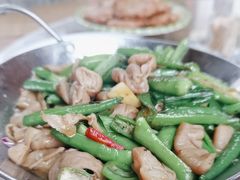-芦茨金富饭庄·25年老字号·专做稻草鸡