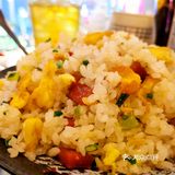 外摆、投影、潮语、出片、杰伦、精酿，这家新开烧烤店都有咯[色]