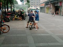 -人人乐(解放路二店)