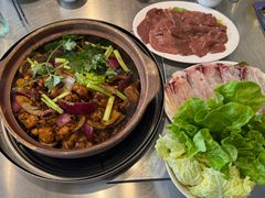-胡须佬鸡煲四季火锅店(石厦西村直营店)