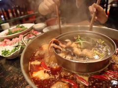 -小天鹅火锅·一线江景洪鼎旗舰店(洪崖洞店)