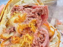 -Bánh Mì Huynh Hoa