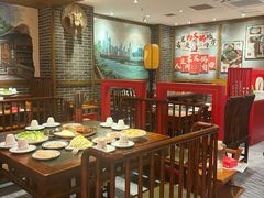 -小天鹅火锅·一线江景洪鼎旗舰店(洪崖洞店)