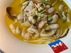 -蜜桃餐厅·伴山(湖滨商业街店)