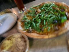 香蒜蘑菇披萨-Shanghai Brew House上海啤酒工坊(老外街店)