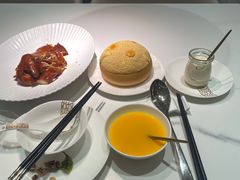 -滩外滩·本帮江浙菜(新天地店)