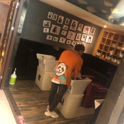 -PE SALON