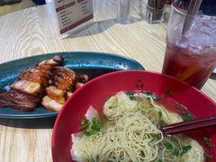 -滋味满屋美食坊(上海街店)