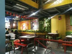大堂-钢管厂五区小郡肝串串香(奥克斯广场锦城万达店)