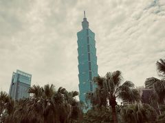 -诚品(信义店)