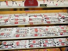 -优医视平价眼镜蔡司依视路折扣工厂店(十里堡店)