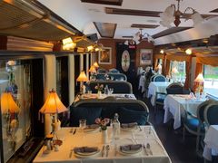 -火车头法国西餐厅