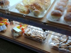 -光明牛奶棚(南泉店)