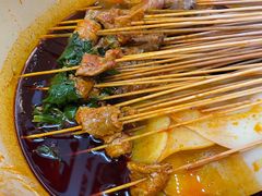 -拈签一笑黄牛肉辣卤串串
