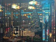 -屋有岛沉浸游戏旗舰店(中山公园店)