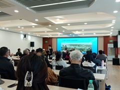 -上海市静安区图书馆(新闸路馆)