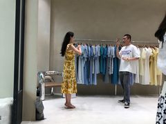 -广州白马服装市场