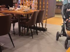 -乐忻皇朝(上海中心大厦店)