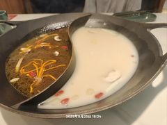 -新辣道鱼火锅(龙旗广场店)
