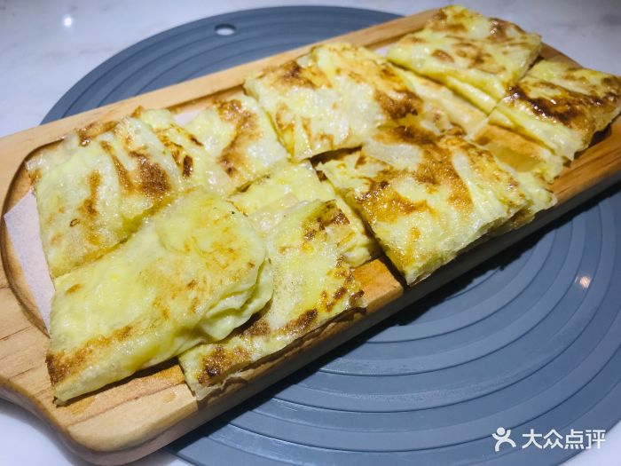 青花椒砂锅鱼(合生汇店)榴莲饼图片