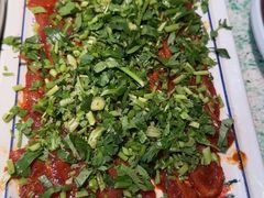 香菜牛肉-鸿姐老火锅(疁城新天地店)