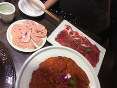 -红九格老火锅(三峡广场店)