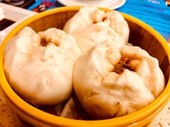 笑口蜜汁叉烧包-名点一号·精致茶点·手工制作(宝华店)