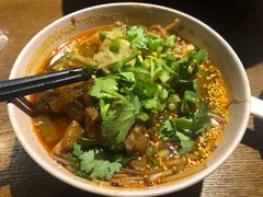 成都猪脚米线-付小姐在成都(五道口店)