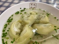 特色荠菜肉馄饨-潘国仙耳光馄饨(黄家阙路店)
