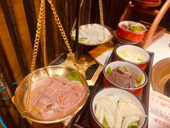 -哥老官重庆美蛙鱼头(五角场合生汇店)